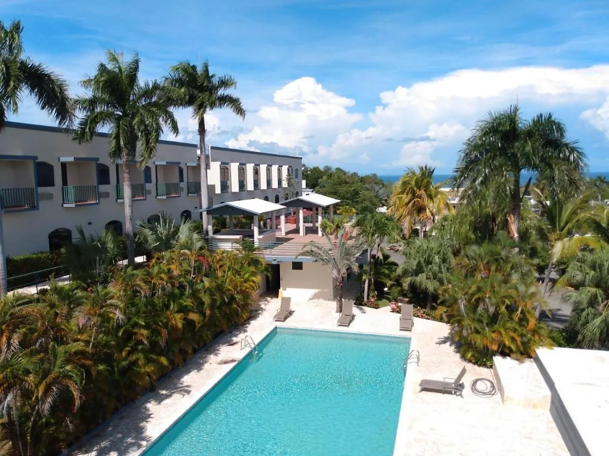 Fajardo Inn Resort 2*,